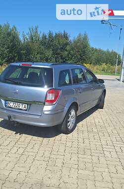 Универсал Opel Astra 2008 в Стрые