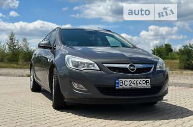 Универсал Opel Astra 2011 в Виннице