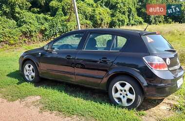 Хетчбек Opel Astra 2007 в 