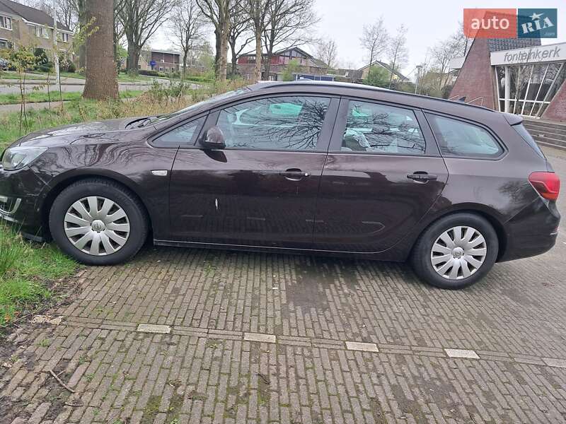 Универсал Opel Astra 2013 в Виннице