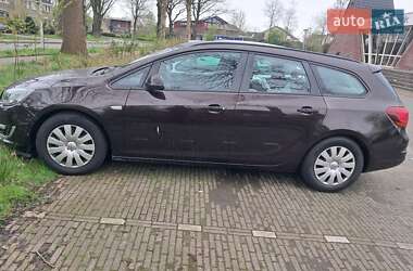 Универсал Opel Astra 2013 в Виннице