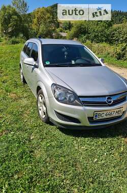 Універсал Opel Astra 2010 в Турці