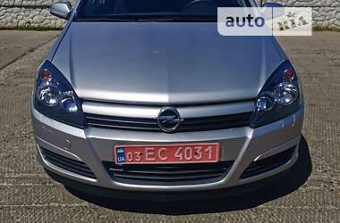Универсал Opel Astra 2004 в 