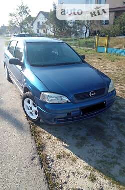 Седан Opel Astra 2007 в Новояворовске