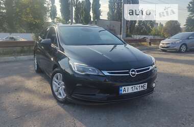 Універсал Opel Astra 2016 в Києві