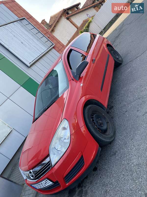 Универсал Opel Astra 2007 в Виноградове
