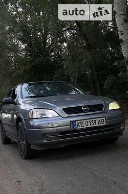 Седан Opel Astra 2007 в Дніпрі