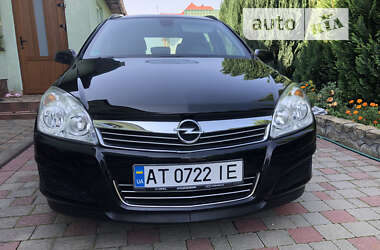 Універсал Opel Astra 2008 в Надвірній