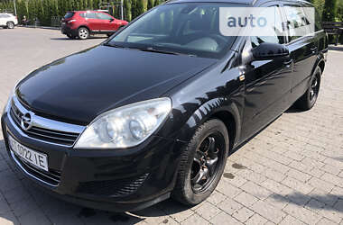 Универсал Opel Astra 2008 в Надворной