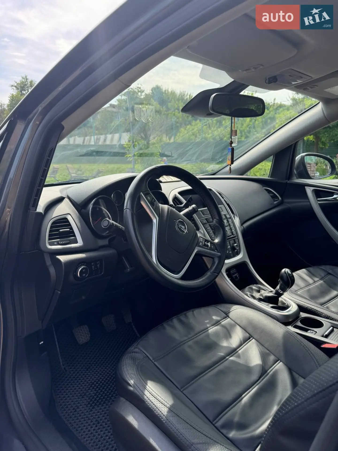 2011 Opel Astra - мініатюра 8