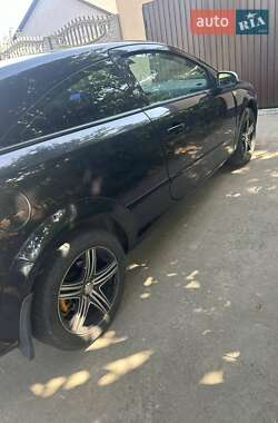 Хэтчбек Opel Astra 2007 в 