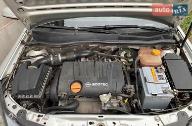 Универсал Opel Astra 2005 в 