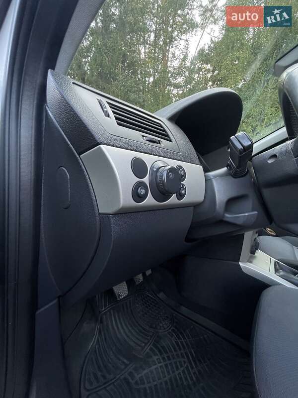 Универсал Opel Astra 2007 в Цумани фото 16 Универсал Opel Astra 2007 в Цумани