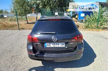 Універсал Opel Astra 2011 в Павлограді