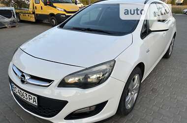 Універсал Opel Astra 2014 в Жовкві