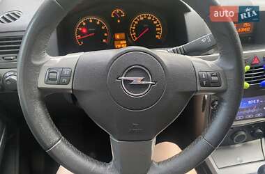 Хэтчбек Opel Astra 2005 в Харькове