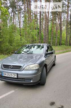 Седан Opel Astra 2006 в Сумах