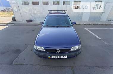 Универсал Opel Astra 1996 в Кременчуге