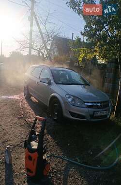 Хетчбек Opel Astra 2008 в 