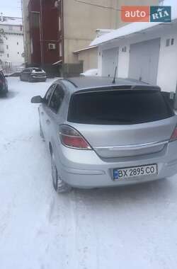 Хэтчбек Opel Astra 2011 в Каменец-Подольском фото 5 Хэтчбек Opel Astra 2011 в Каменец-Подольском