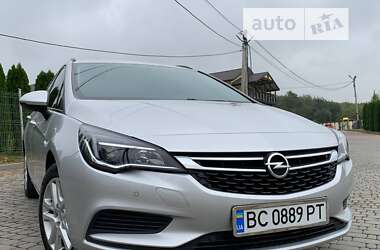 Универсал Opel Astra 2018 в Львове