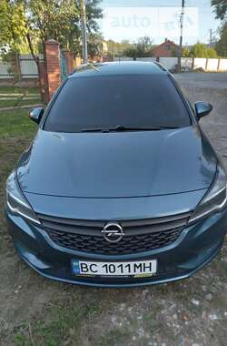 Универсал Opel Astra 2017 в Бориславе