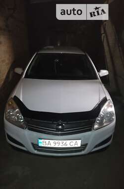 Універсал Opel Astra 2007 в Кропивницькому