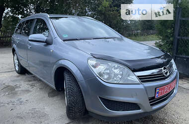 Универсал Opel Astra 2007 в Кременце