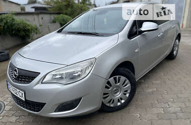 Хетчбек Opel Astra 2010 в Чернівцях