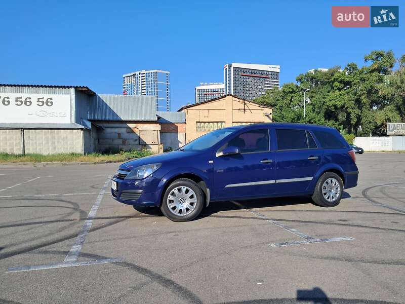 Универсал Opel Astra 2006 в Киеве