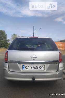 Універсал Opel Astra 2007 в Києві