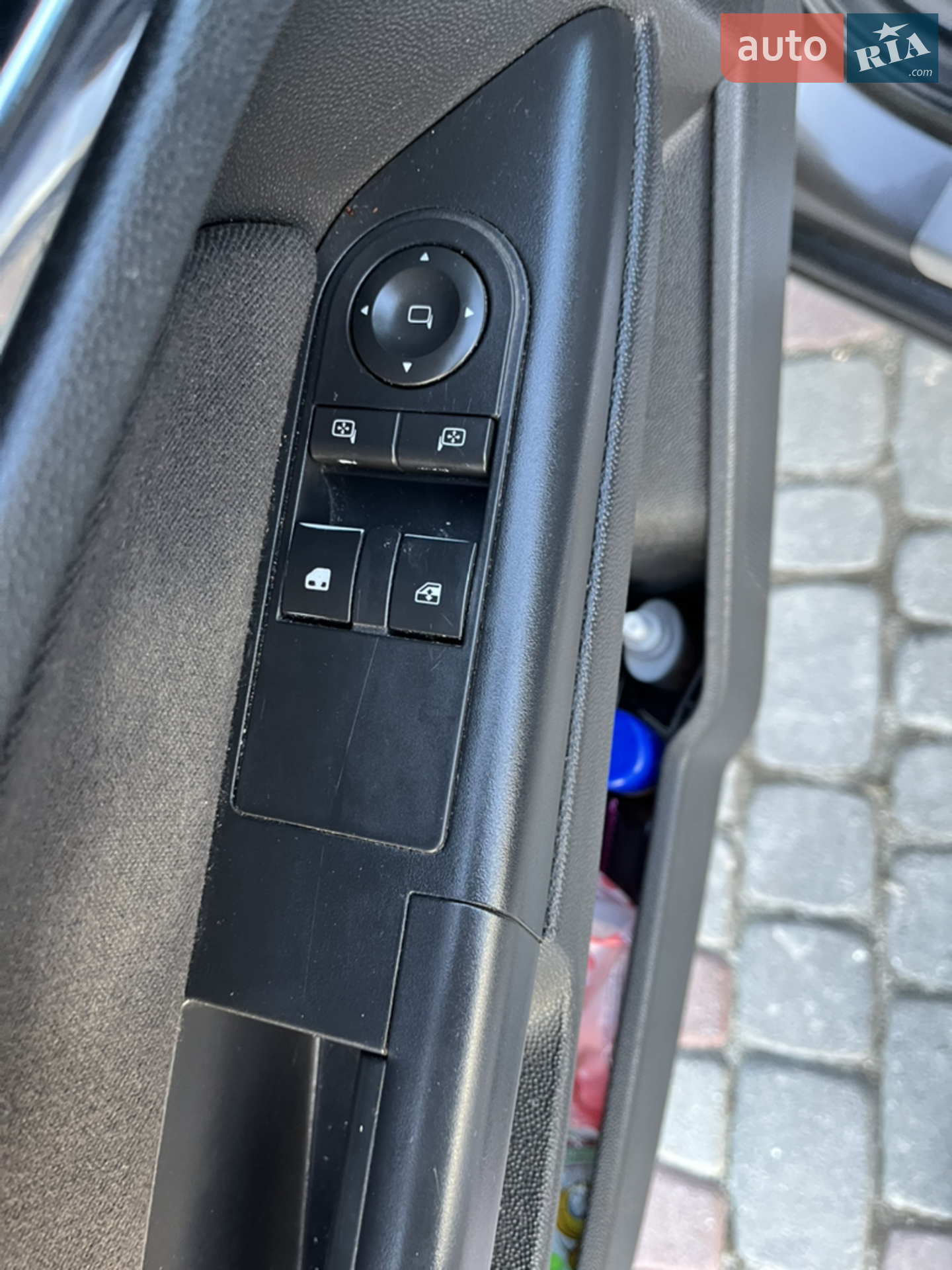 2011 Opel Astra - мініатюра 16