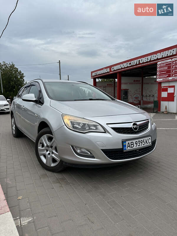 Универсал Opel Astra 2011 в Виннице фото 7 Универсал Opel Astra 2011 в Виннице