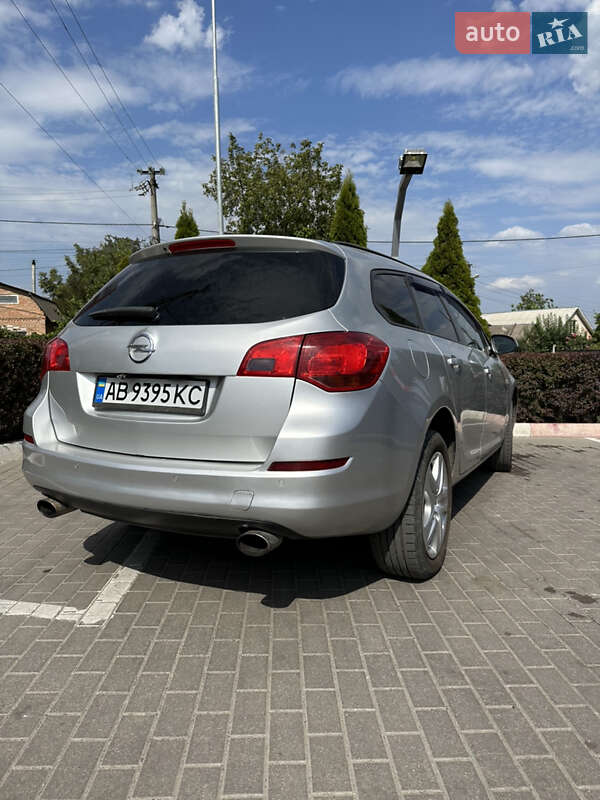 Универсал Opel Astra 2011 в Виннице фото 10 Универсал Opel Astra 2011 в Виннице