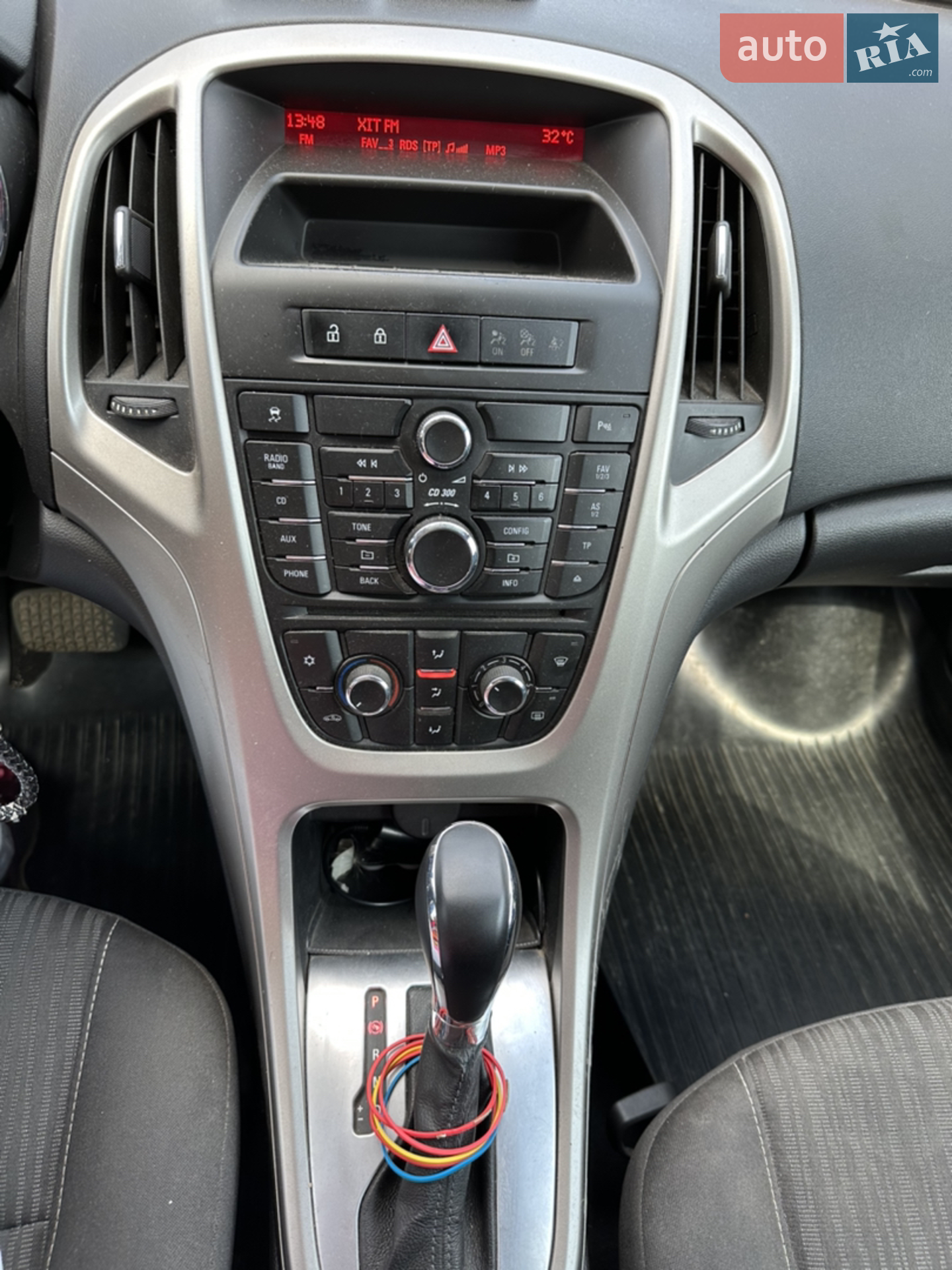 2011 Opel Astra - мініатюра 22
