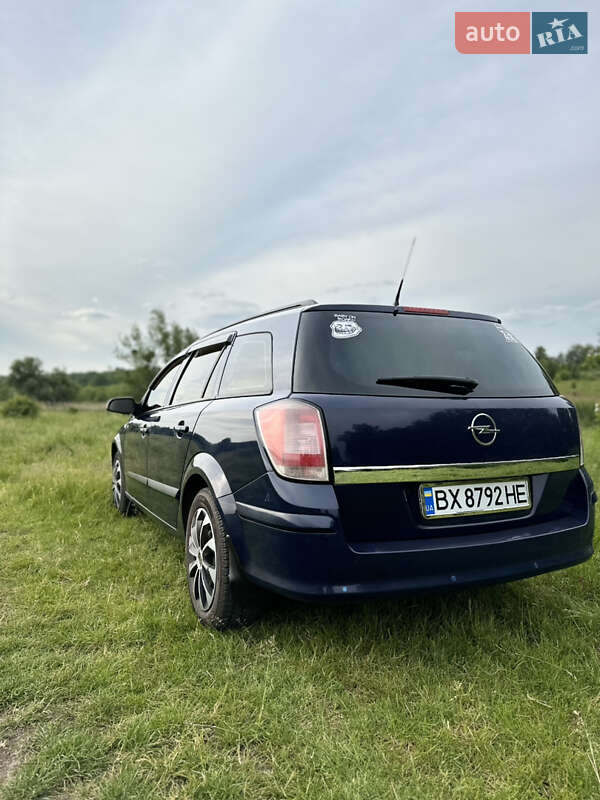 Универсал Opel Astra 2006 в Виннице