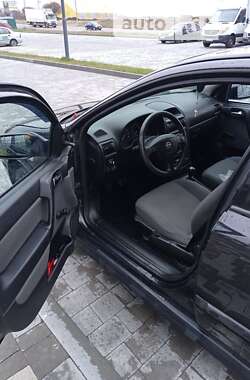 Седан Opel Astra 2007 в Львове