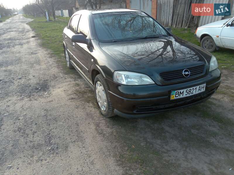Седан Opel Astra 2007 в Недригайлове