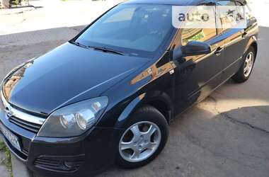 Хэтчбек Opel Astra 2005 в Киеве