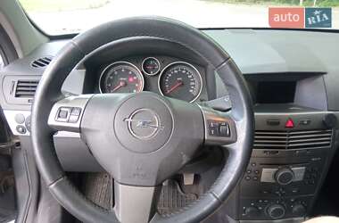 Универсал Opel Astra 2005 в Виннице