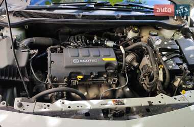 Универсал Opel Astra 2014 в 