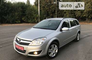 Універсал Opel Astra 2009 в Полтаві