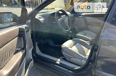 Седан Opel Astra 2001 в Луцке