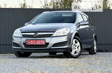 Универсал Opel Astra 2007 в Самборе