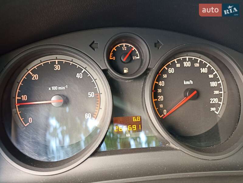 Универсал Opel Astra 2010 в Белой Церкви