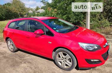 Универсал Opel Astra 2012 в Подольске