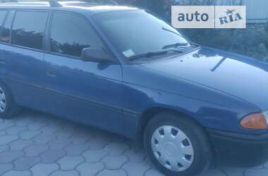 Універсал Opel Astra 1994 в Ямполі