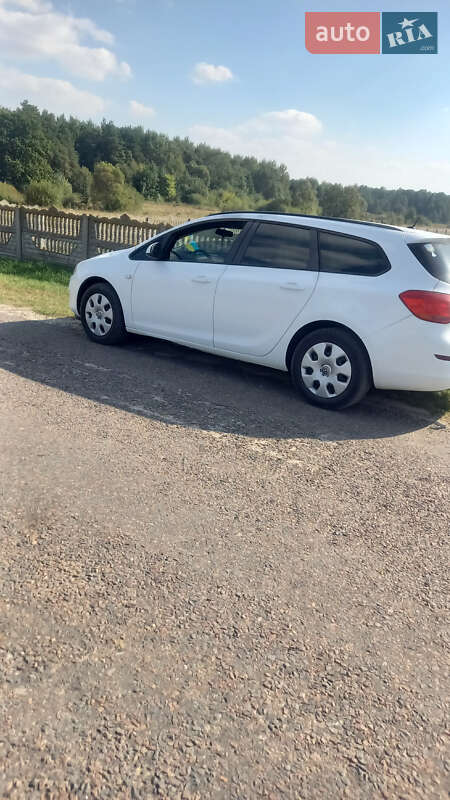 Універсал Opel Astra 2012 в Львові фото 30 Універсал Opel Astra 2012 в Львові