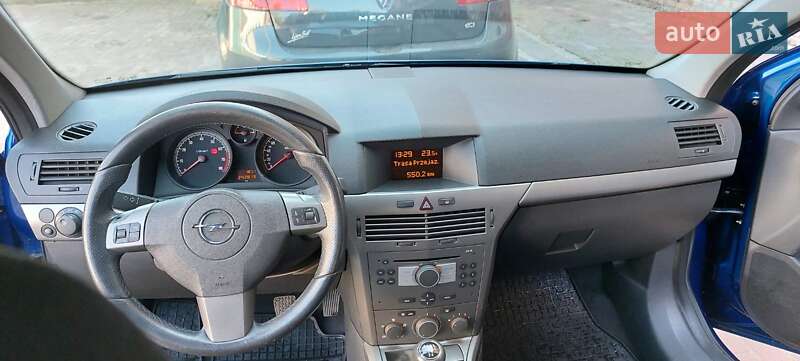 Универсал Opel Astra 2005 в Коломые