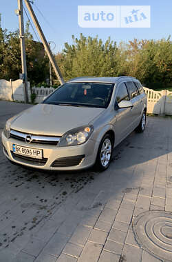 Универсал Opel Astra 2005 в 